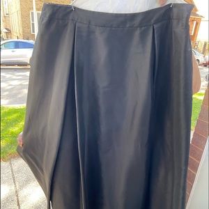 Liz Claiborne Formal Skirt, Black, Size 18P